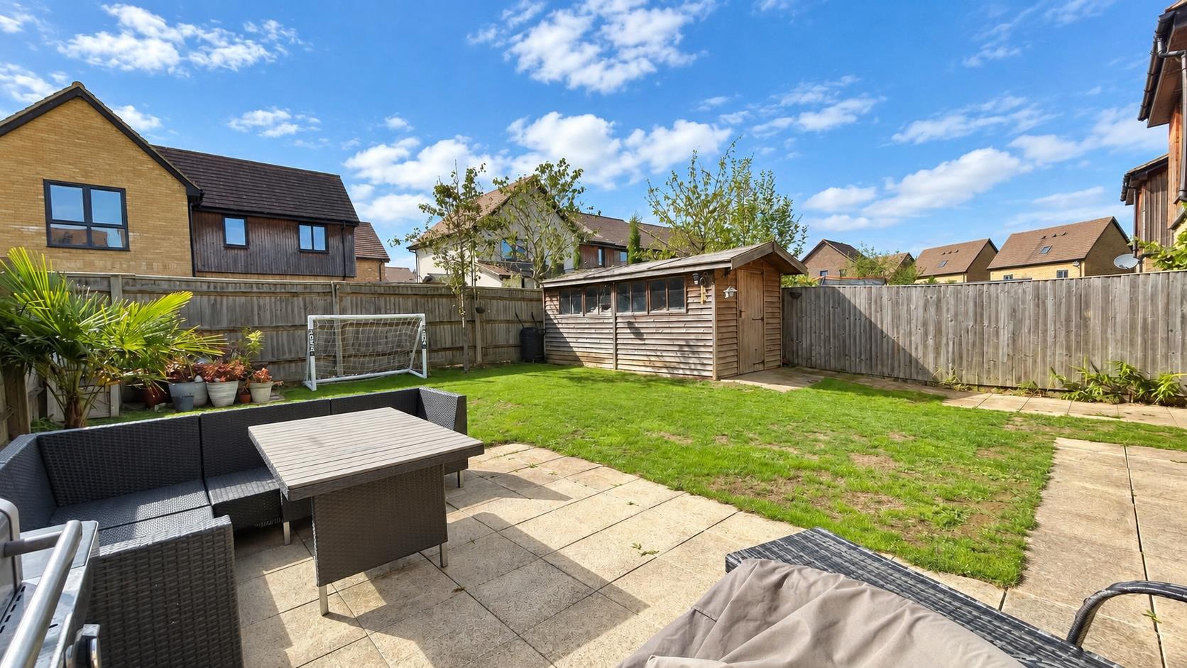 4 bed property in Aiken Grange, Milton Keynes